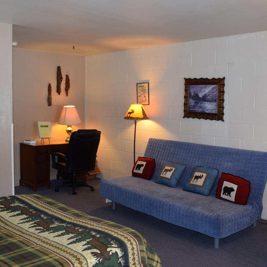 Chateau Rouge Red Lodge Bagian luar foto